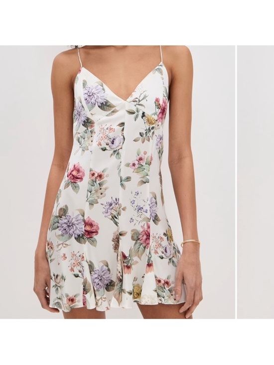 ALICE+OLIVIA Floral Julietta Mini Dress
Floral Print Dress 12 - Picture 6 of 9